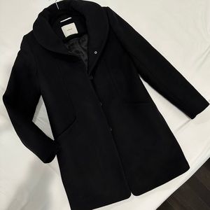 Aritzia Wilfred cocoon coat in black (xs)